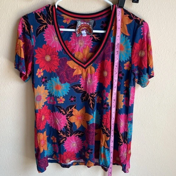 Johnny Was The Janie Favorite Short Sleeve V Neck Swing T Tee Shirt S - Picture 7 of 9